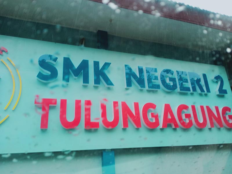 Kepala Sekolah SMKN 2 Tulungagung Diduga Abaikan Putusan MA: Misteri Data Dana BOS dan BPOPP 2022–2023